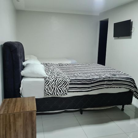 Nasser Hotel Aeroporto Núcleo Bandeirante 外观 照片