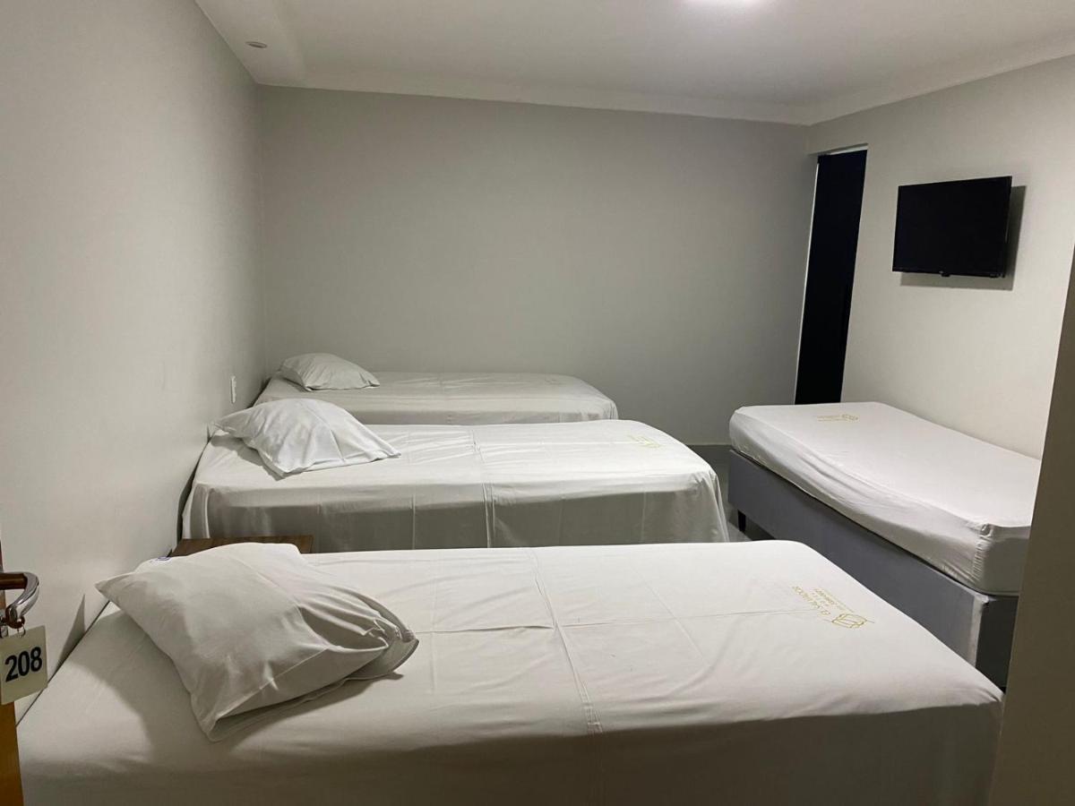Nasser Hotel Aeroporto Núcleo Bandeirante 外观 照片