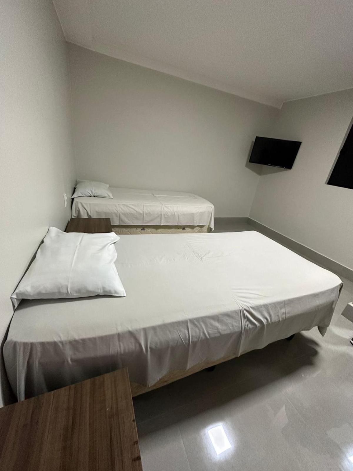 Nasser Hotel Aeroporto Núcleo Bandeirante 外观 照片