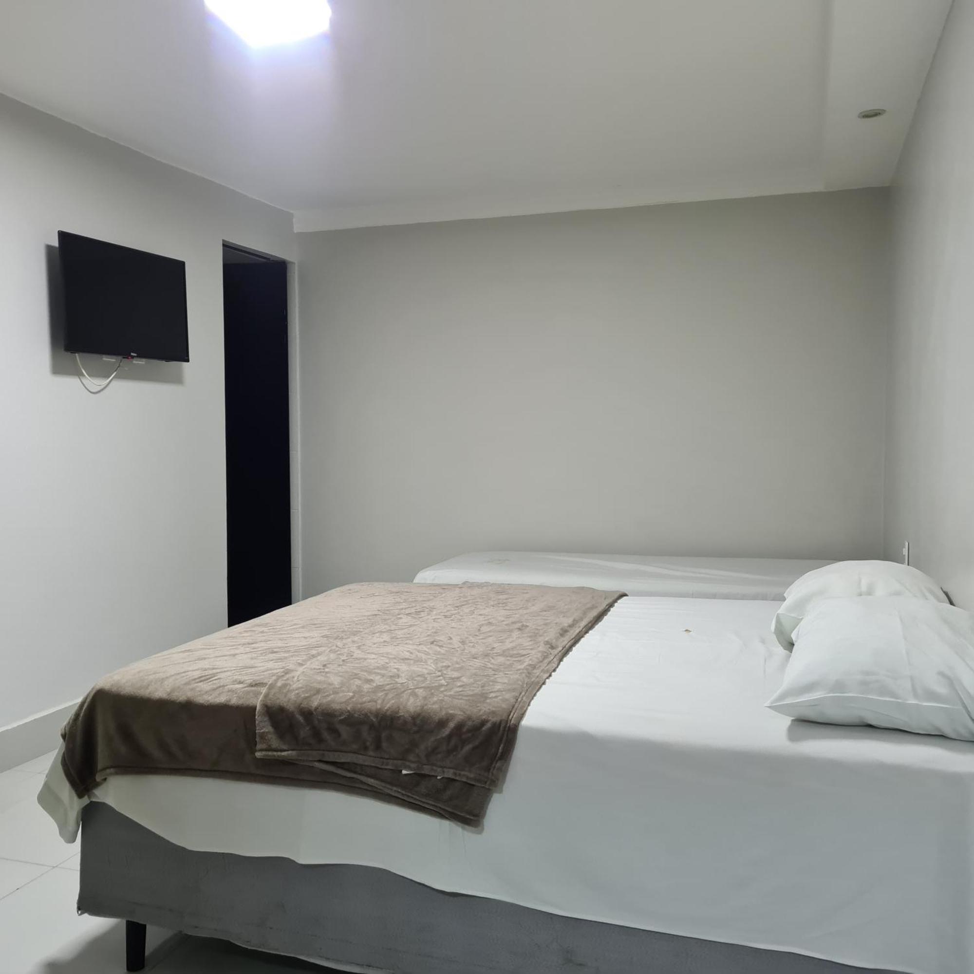 Nasser Hotel Aeroporto Núcleo Bandeirante 外观 照片